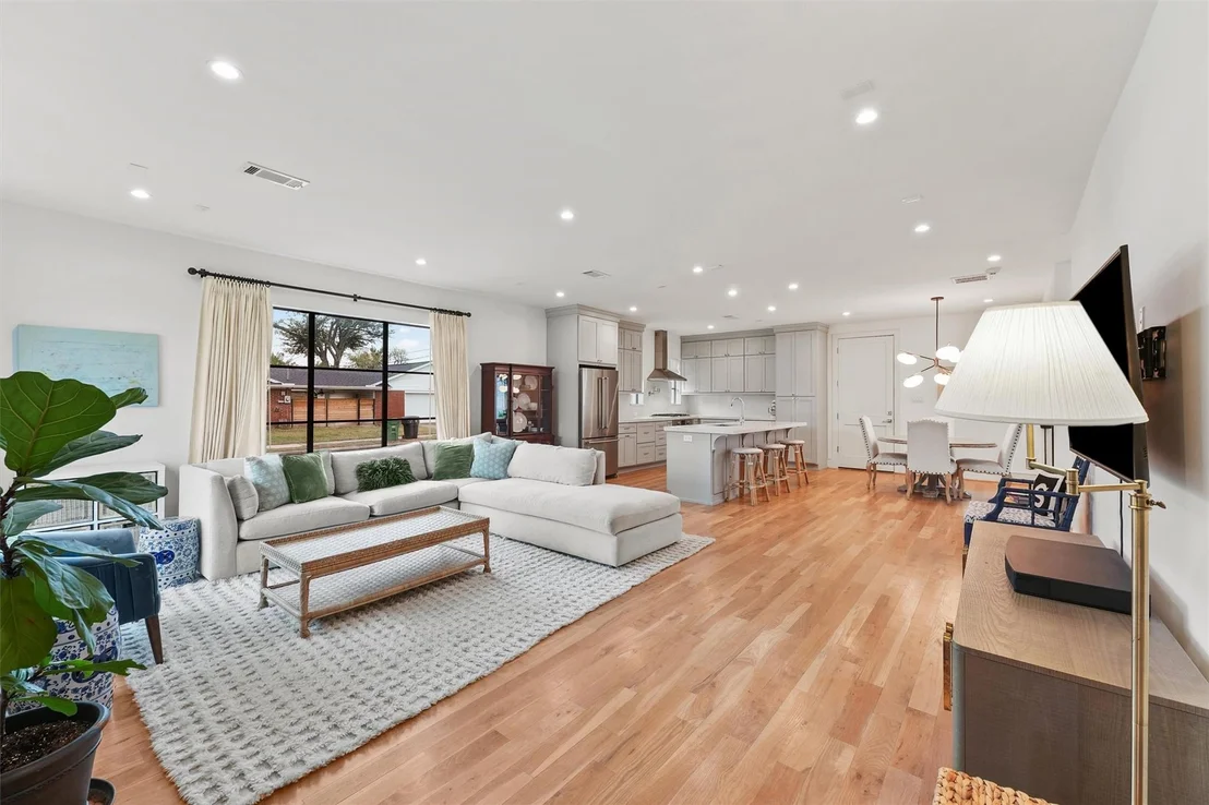 Photo of 2331 Haverhill Drive