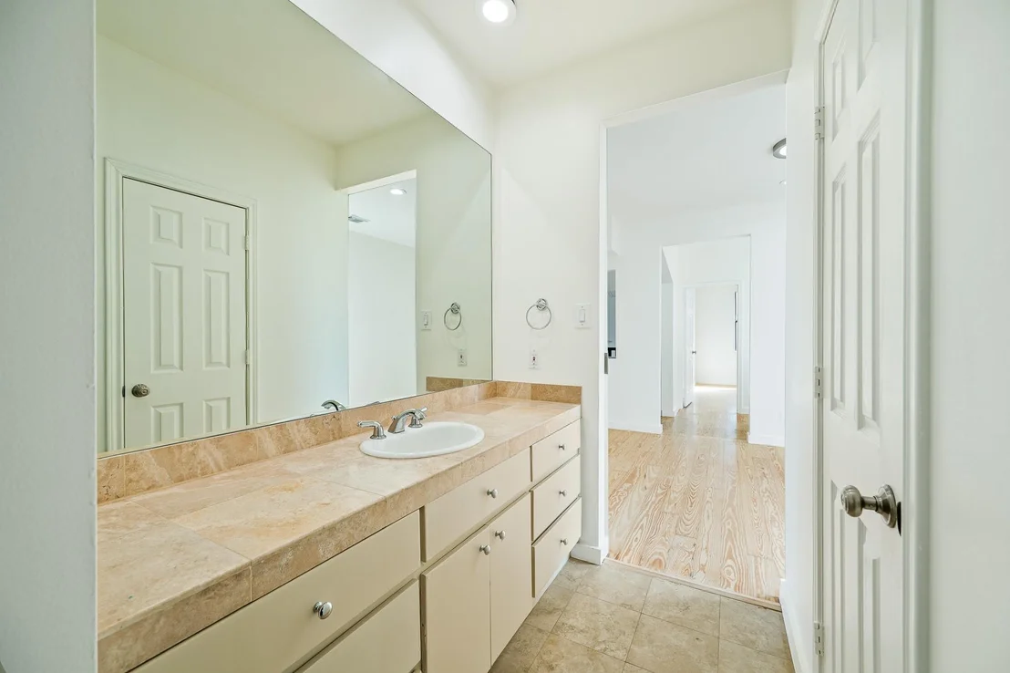 Photo of 235 Malone Street