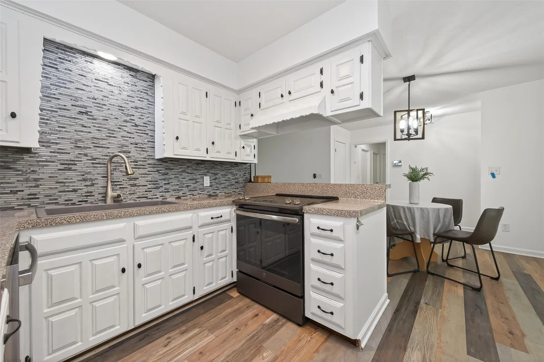 Photo of 10720 Royal Forest Drive