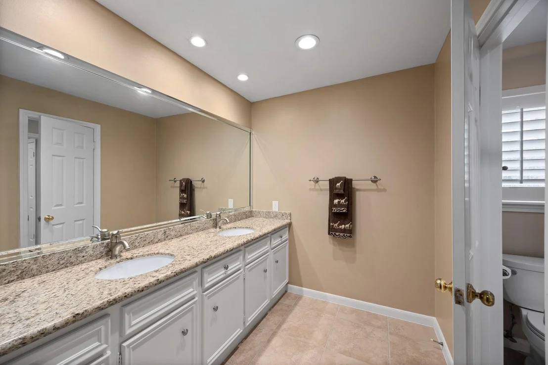 Photo of 8807 Chelmsford Lane