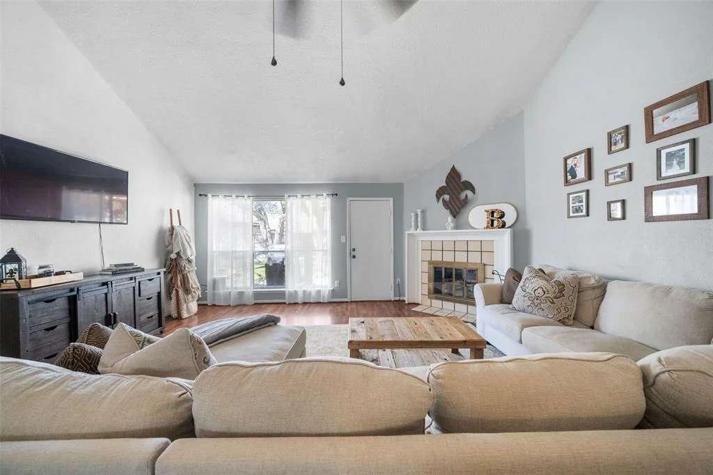 Photo of 5202 Rivertree Lane