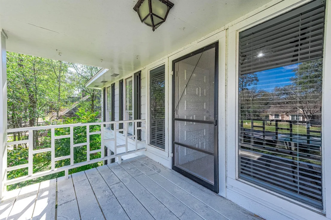 Photo of 26715 Maplewood Drive