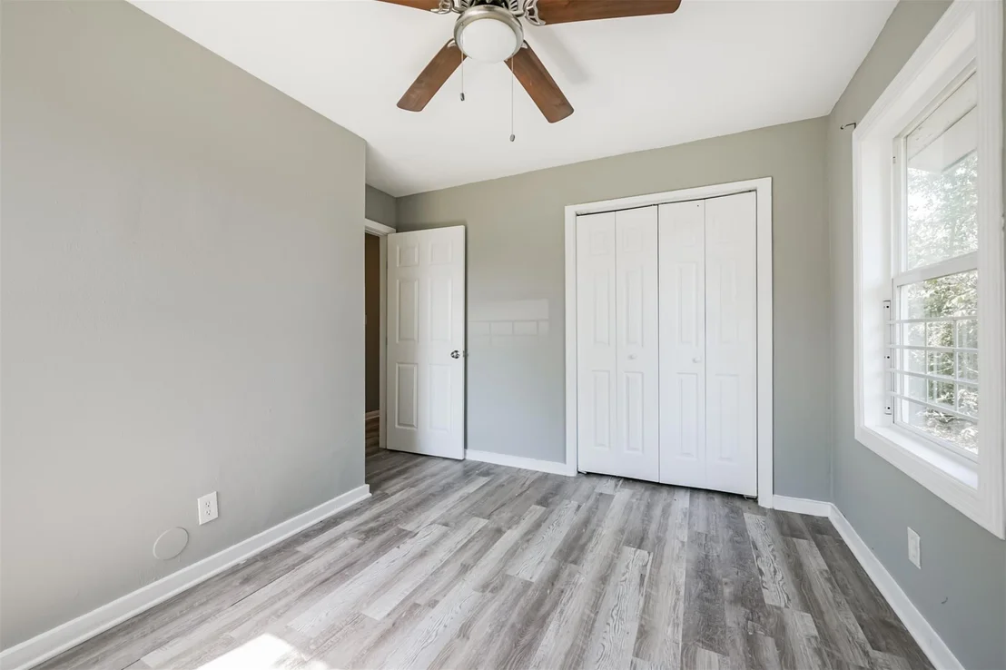 Photo of 5746 Lakefield Drive