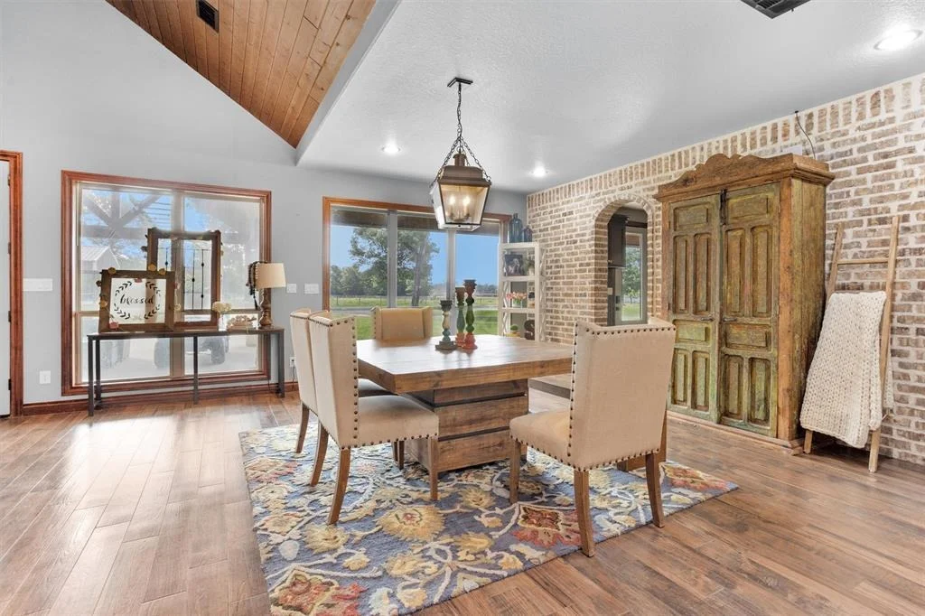 Photo of 11580 Farrell Road