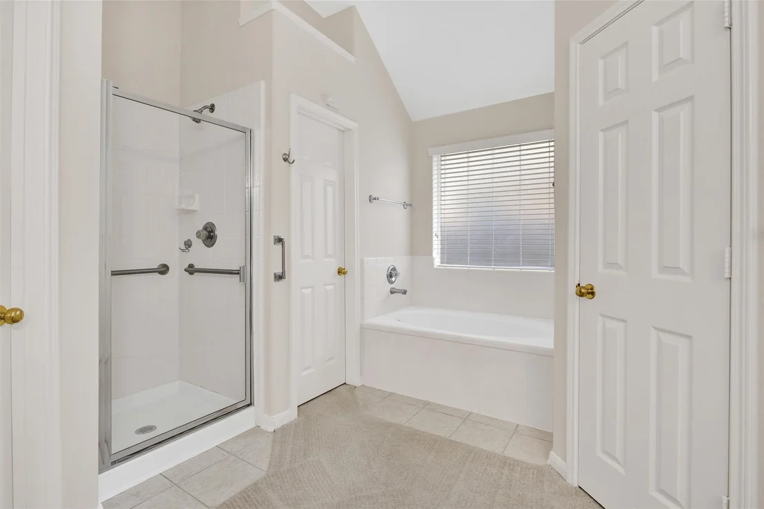 Photo of 6031 Skyhaven Lane