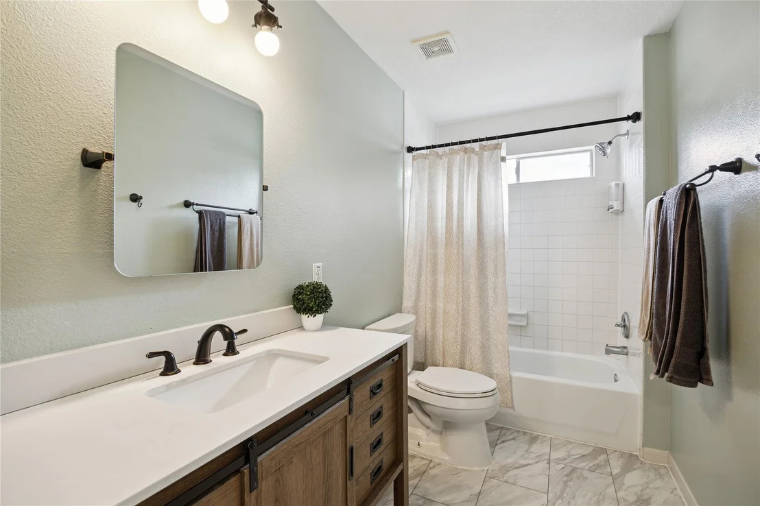 Photo of 25619 Oakridge Forest Lane