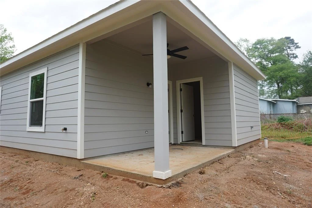 Photo of 14848 Lamar Road