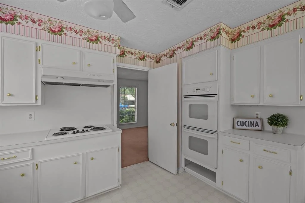 Photo of 3906 Ecuador Drive