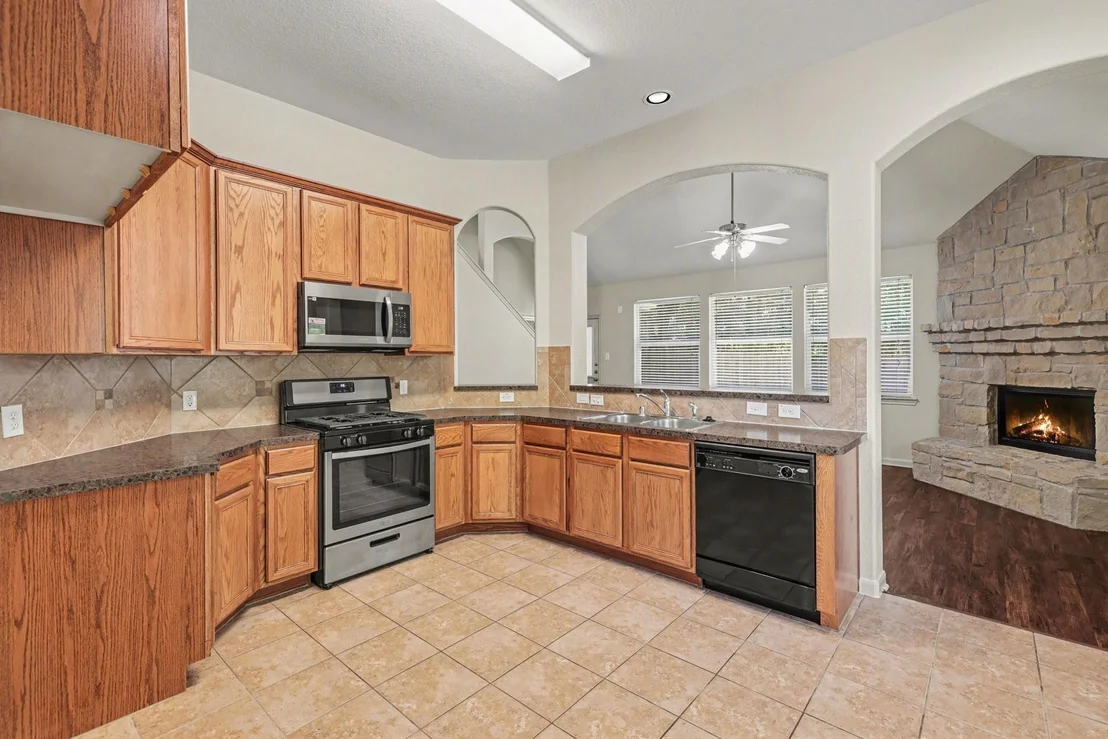 Photo of 4921 Summer Ridge Drive