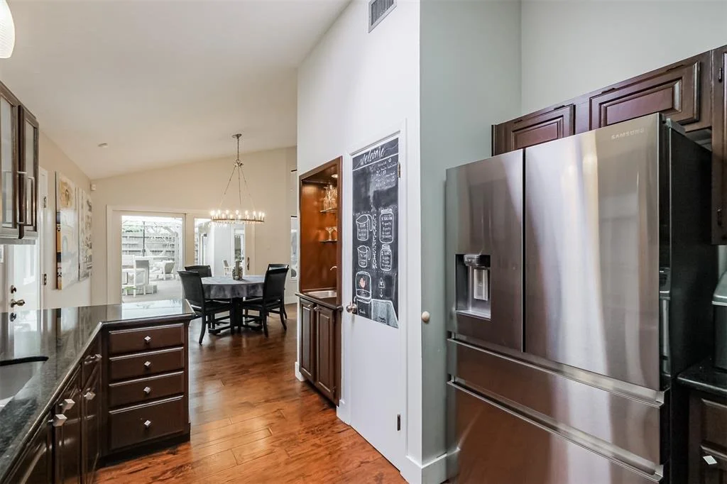 Photo of 946 Enclave Parkway