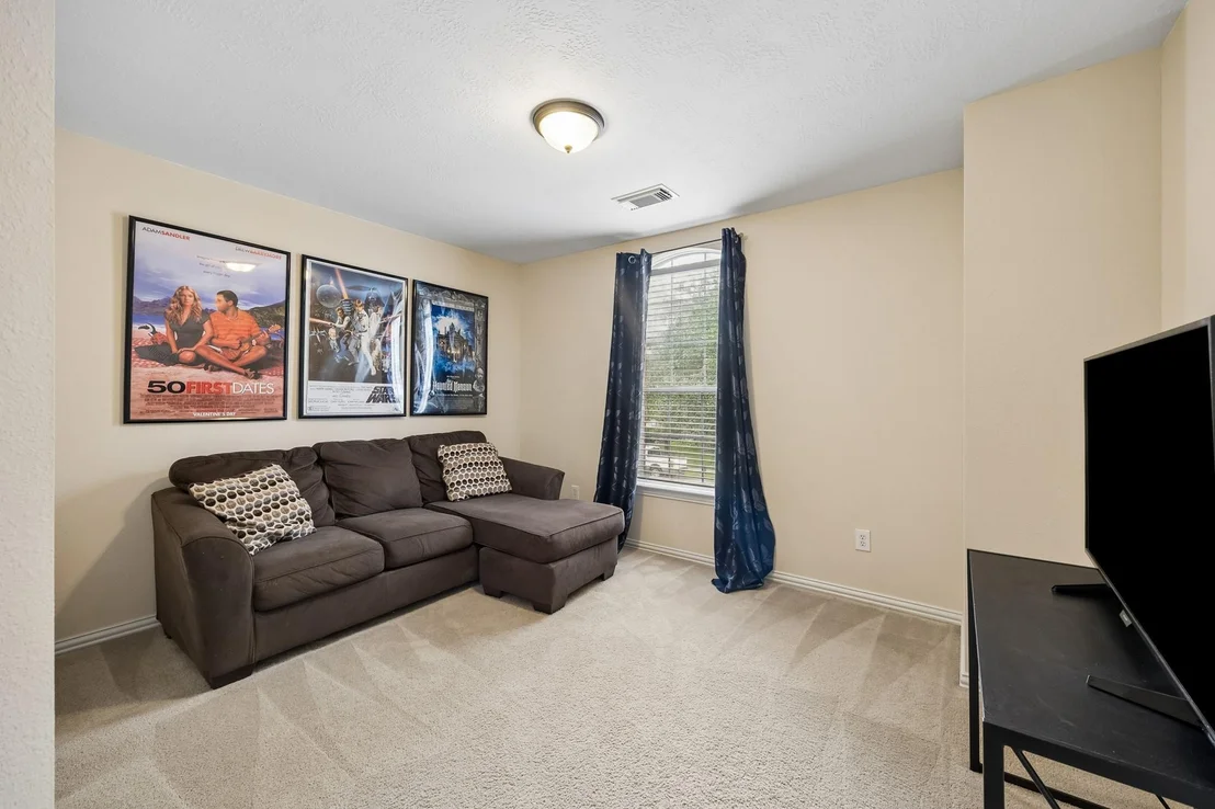 Photo of 2519 Firecrest Drive