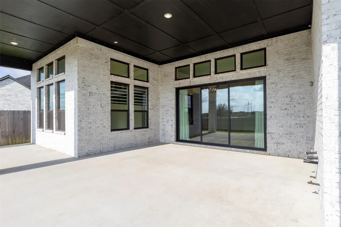 Photo of 2015 Jade Manor Drive