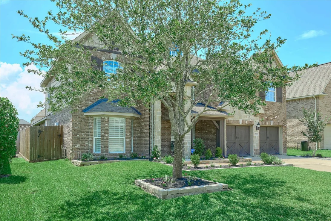 Photo of 25207 Pineglen Terrace Drive