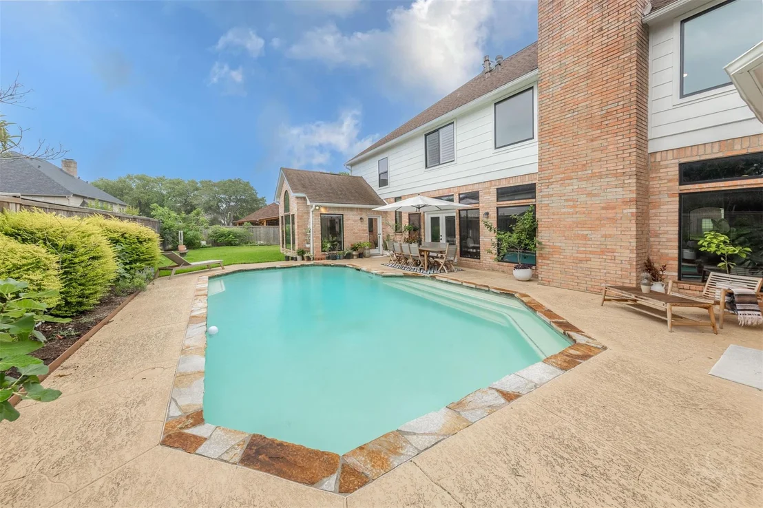 Photo of 1519 Pebble Chase Drive