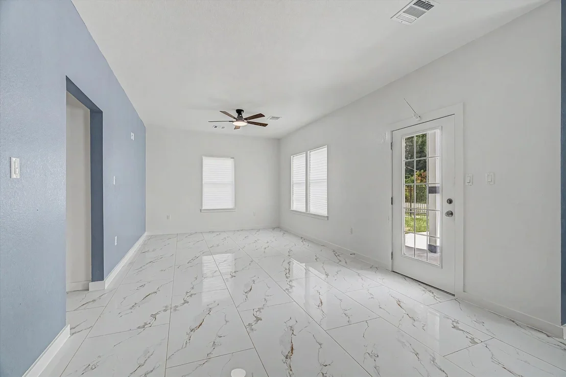 Photo of 5919 Rietta Street