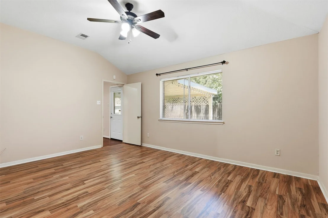 Photo of 8227 Squires Place Drive