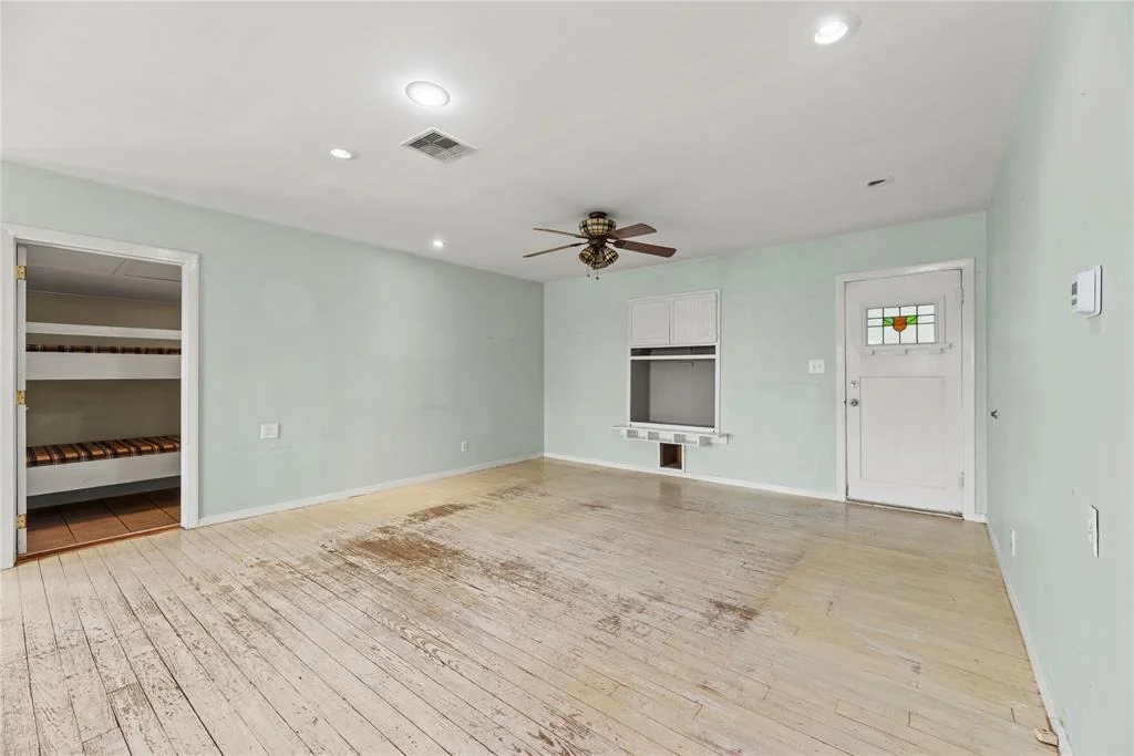 Photo of 450 Creek Drive