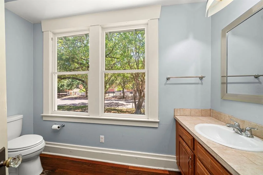 Photo of 401 Omar Street