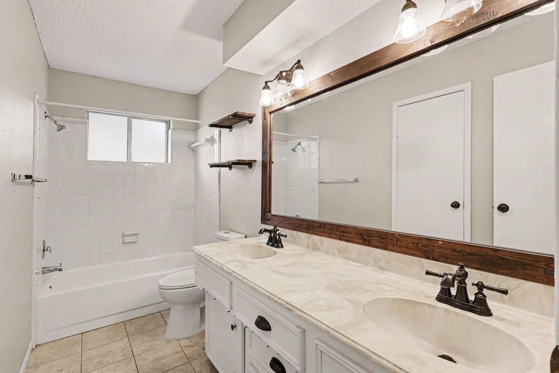 Photo of 7307 Willow Oak Drive