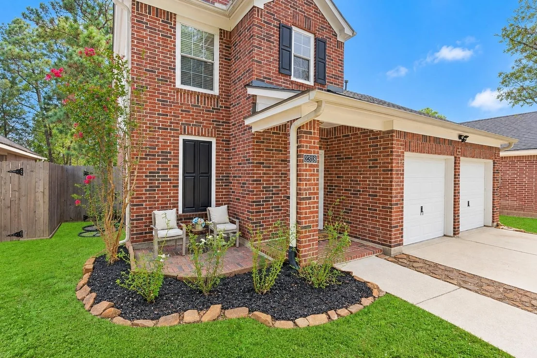 Photo of 2318 Colonial Springs Lane