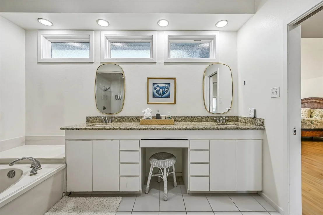 Photo of 4111 Rum Bay