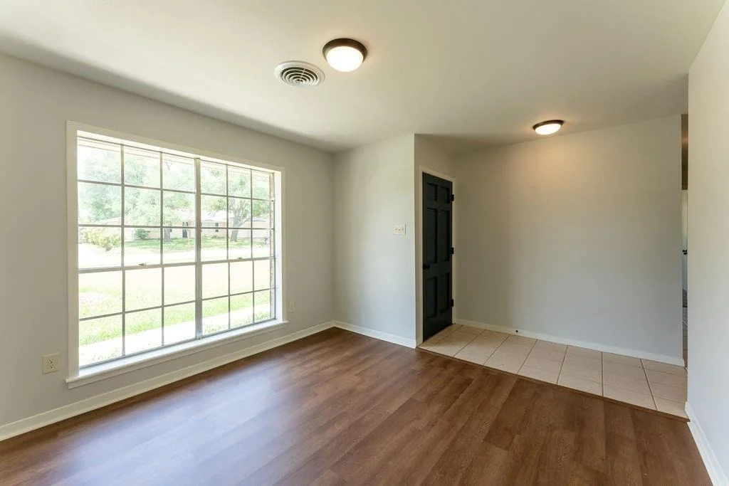 Photo of 1102 Lamar Drive