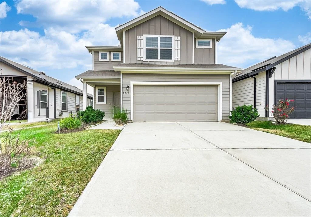 Photo of 6331 Lakeview Haven Drive