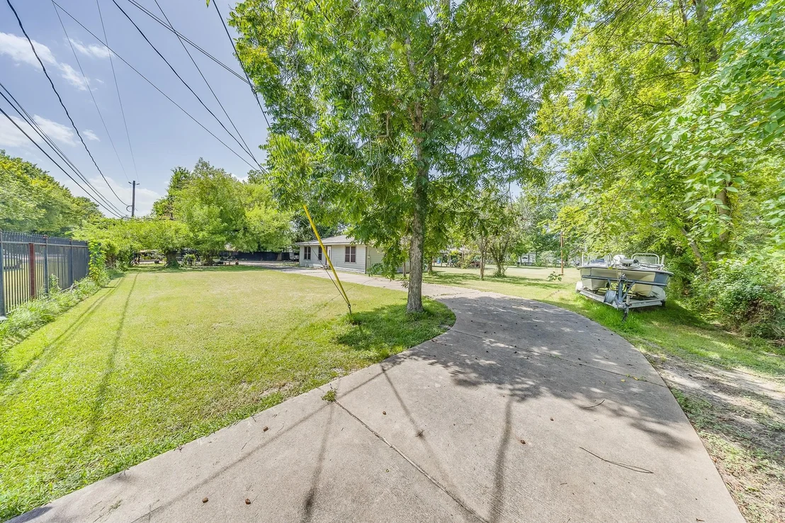 Photo of 1725 Strawn Road