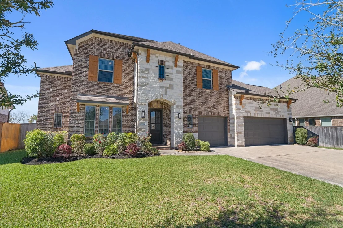 Photo of 6707 Wellbrook Falls Lane