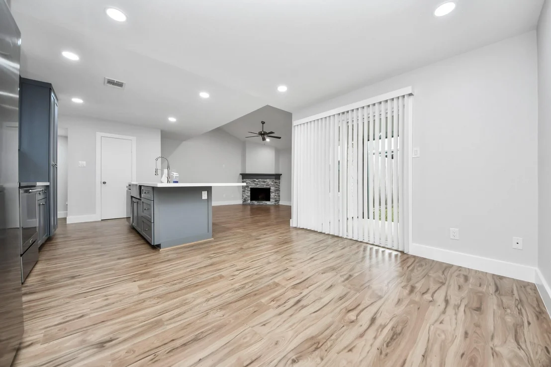 Photo of 10265 Field Stone Drive