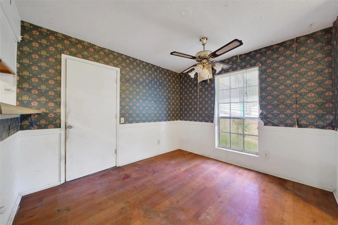 Photo of 103 E Wavy Oak Circle