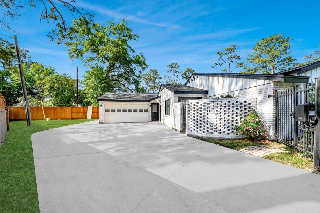 Photo of 12334 Beauregard Drive