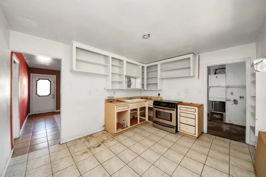 Photo of 14023 Rosecrest Drive