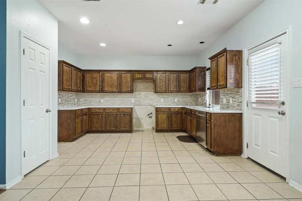 Photo of 1719 Riane Lane E