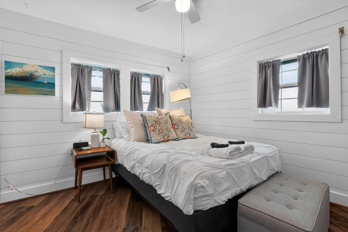 Photo of 914 Beach Drive