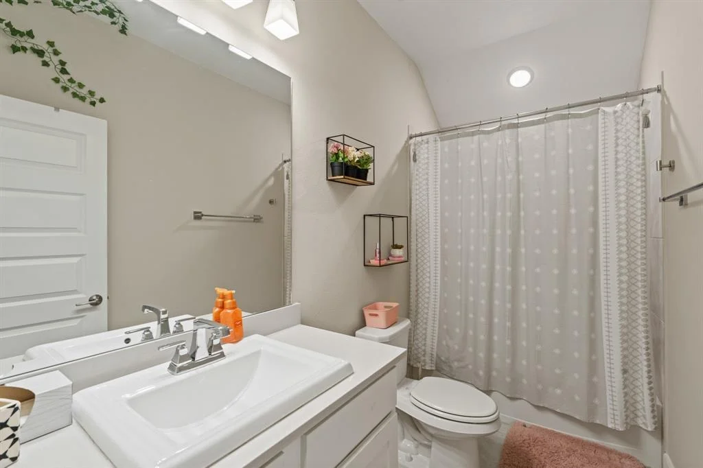 Photo of 720 Serenity View Lane