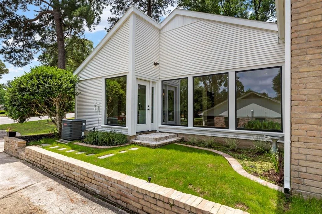 Photo of 17 Fairway Drive