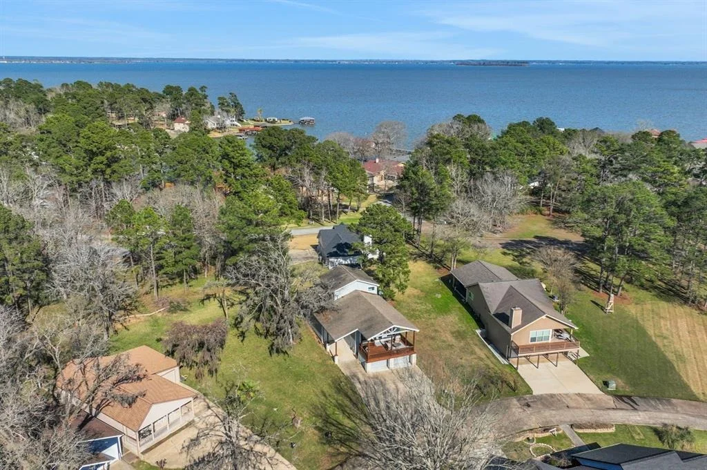 Photo of 221 Harbour Row Drive