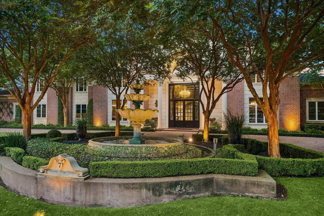 Photo of 7 Paradise Point Drive