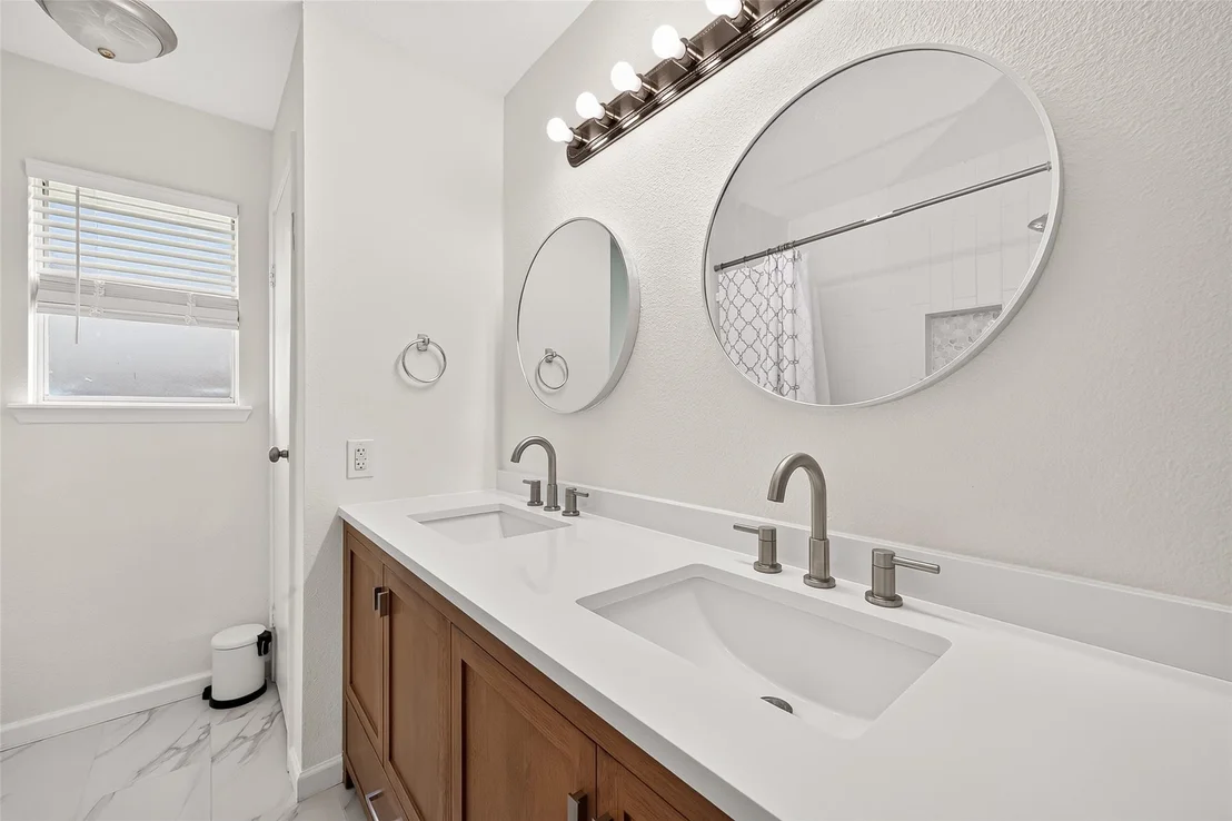 Photo of 6718 Bluebottle Lane
