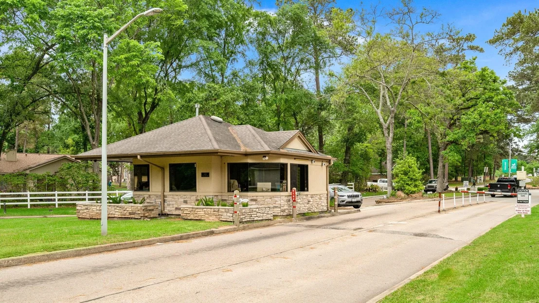 Photo of 106 Cove Point