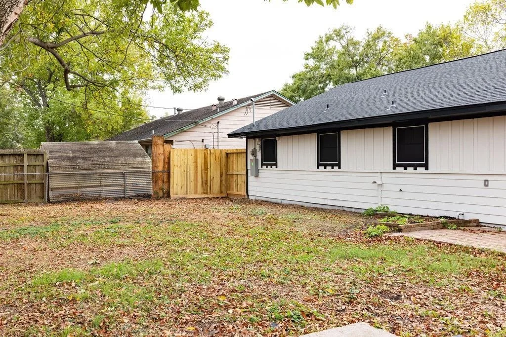 Photo of 2403 Blueberry Lane