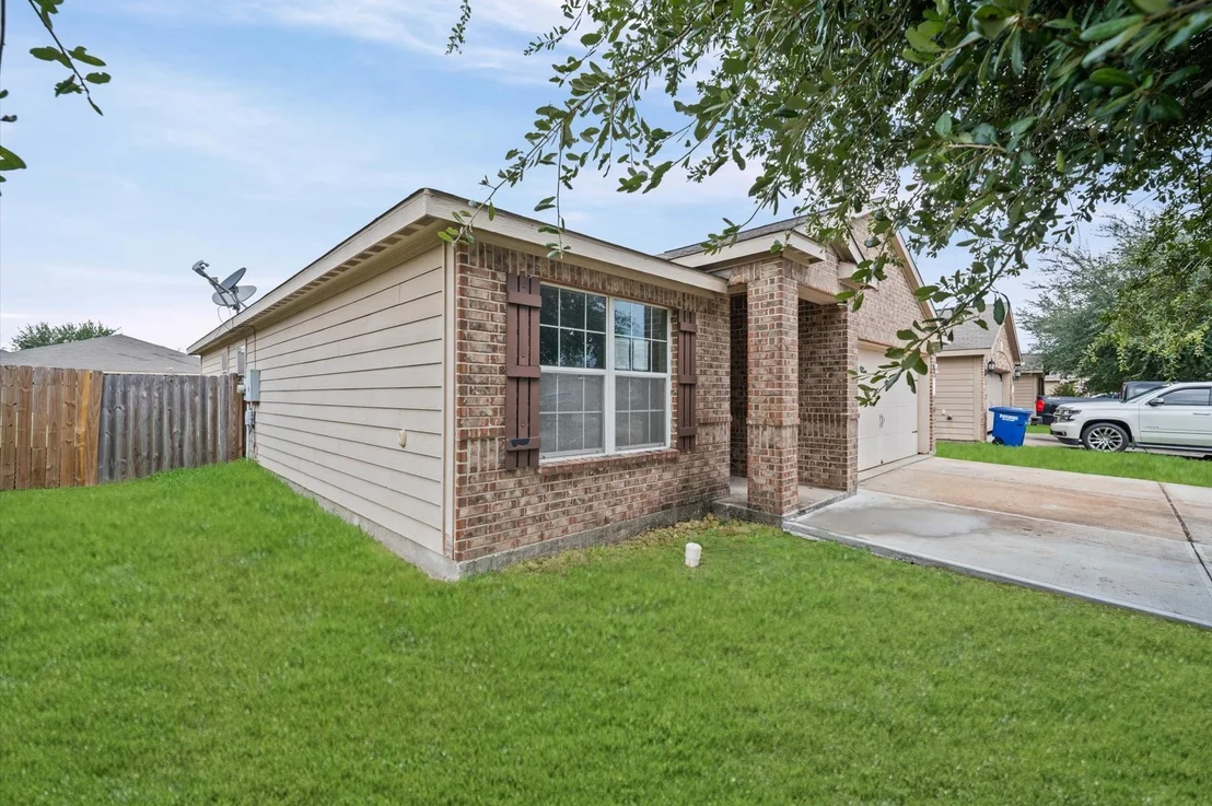 Photo of 907 Marigold Road