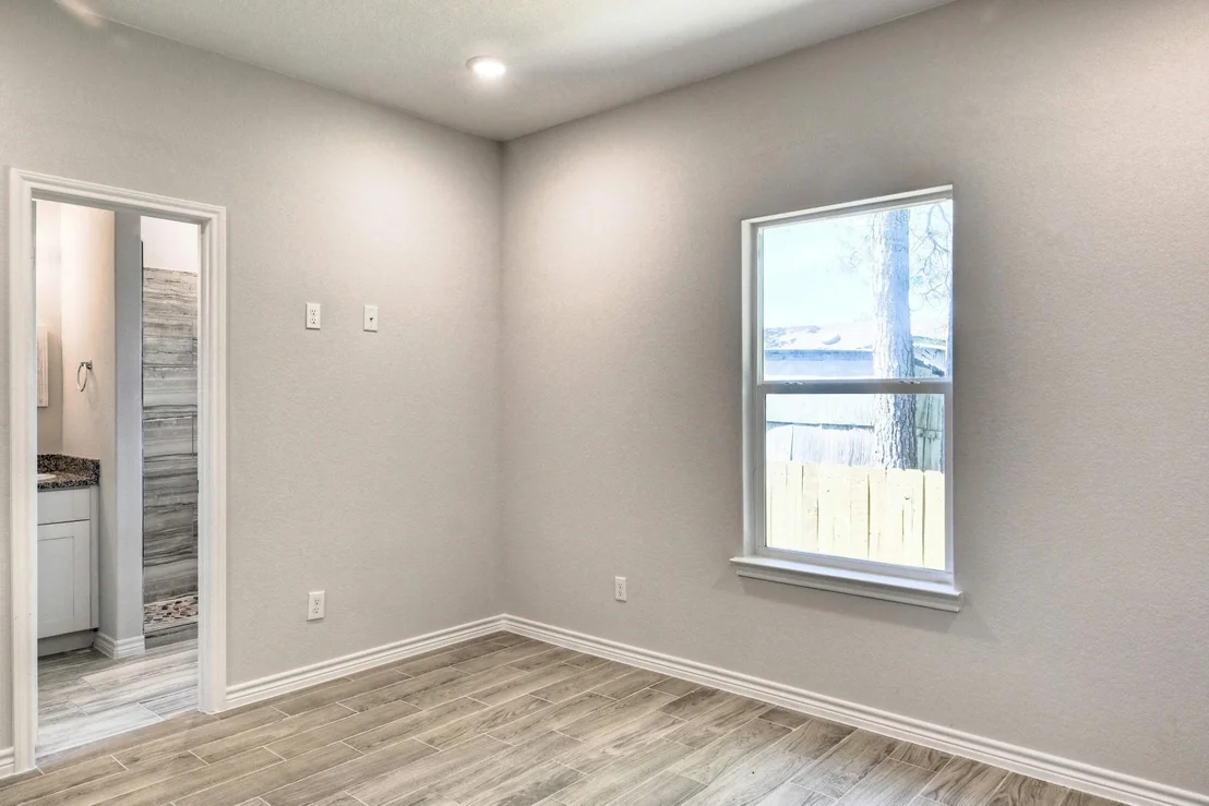 Photo of 11789 White Cedar