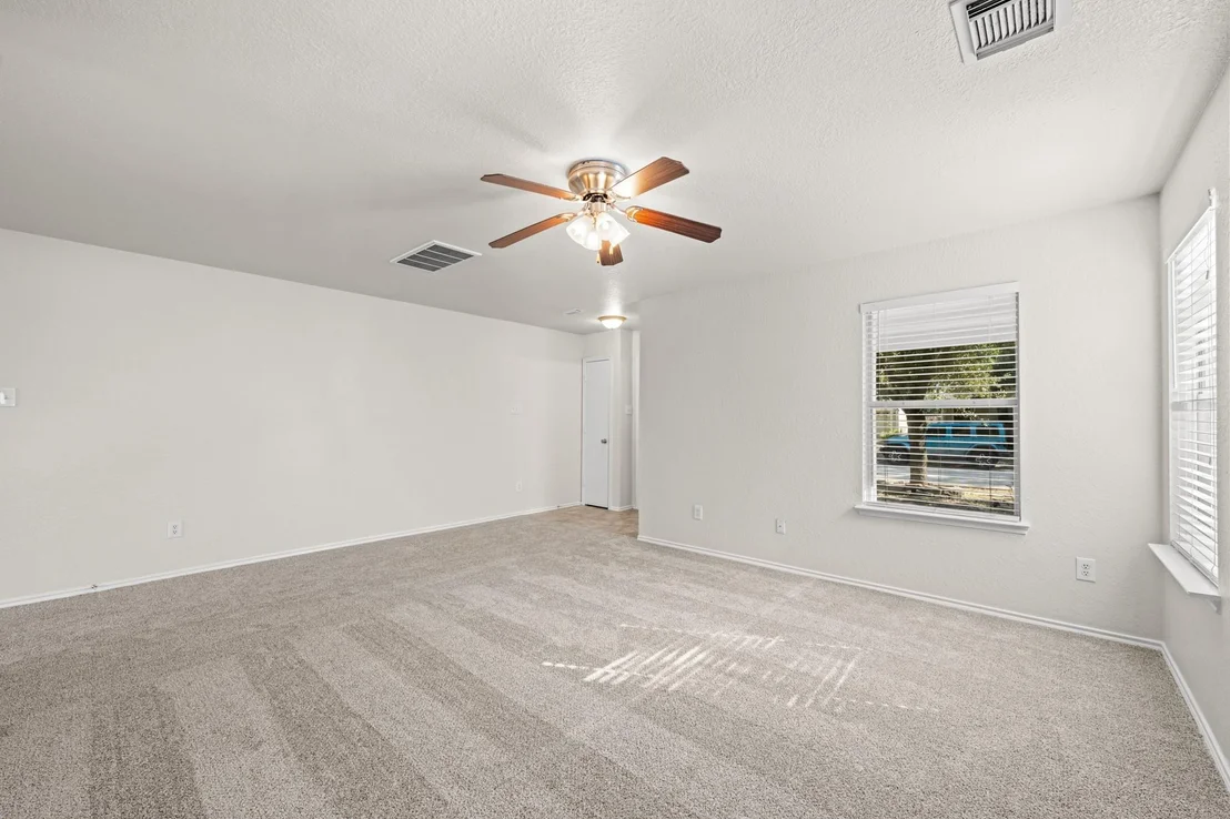 Photo of 11422 Log Cabin Lane