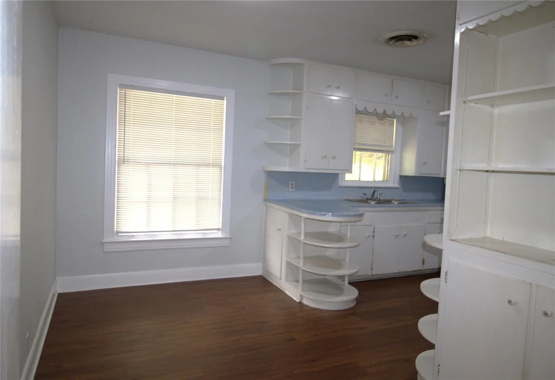 Photo of 1109 Manor Drive