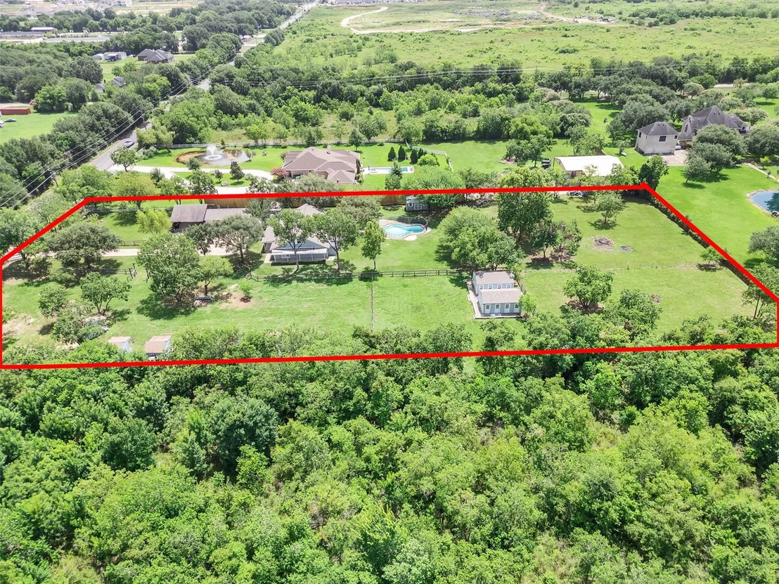 Photo of 28085 Morton Road
