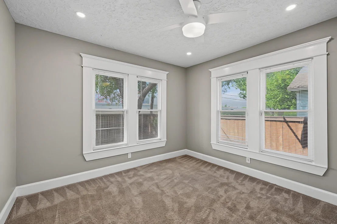 Photo of 1721 Airline Drive