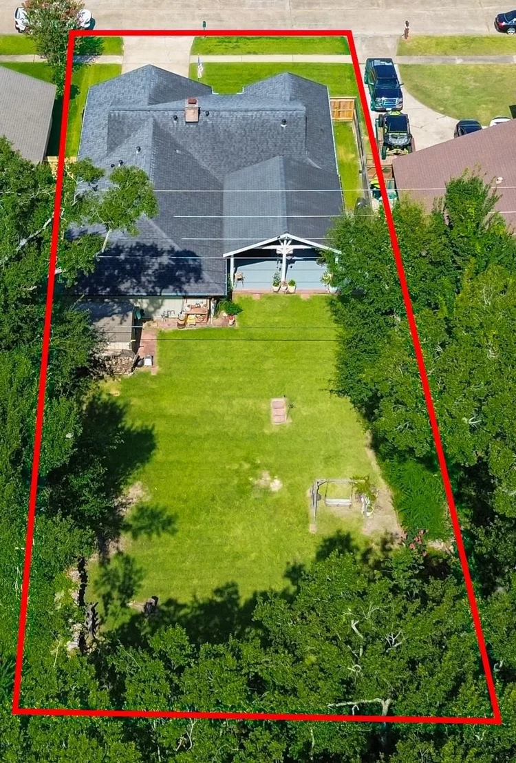 Photo of 5038 Pine Cliff Drive