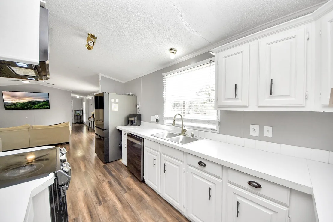 Photo of 90 Private Road 643a